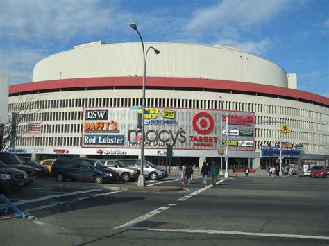 macy's queen center phone number.